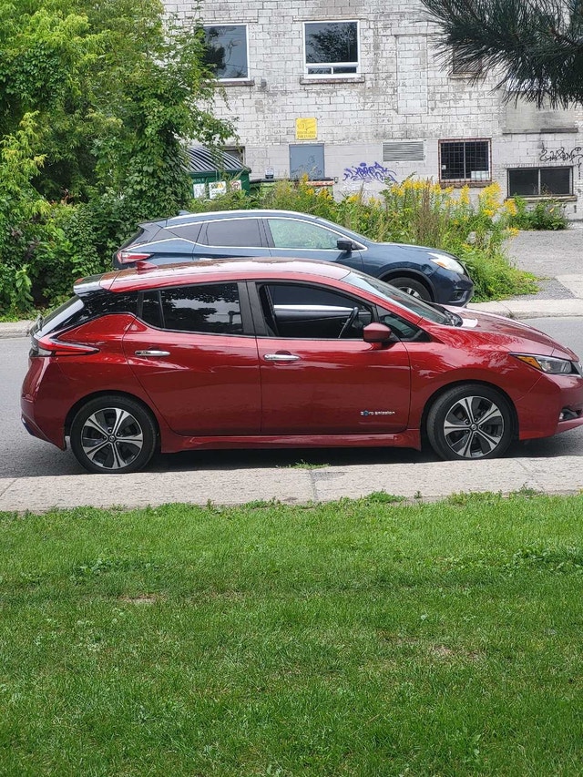Nissan leaf sv 2018 voiture électrique