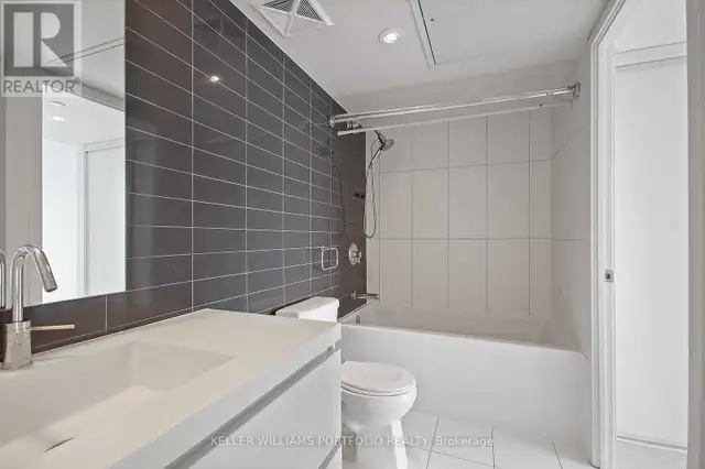 1 Bed, 1 bath & 1 locker - Downtown Toronto Rental63860084707843124