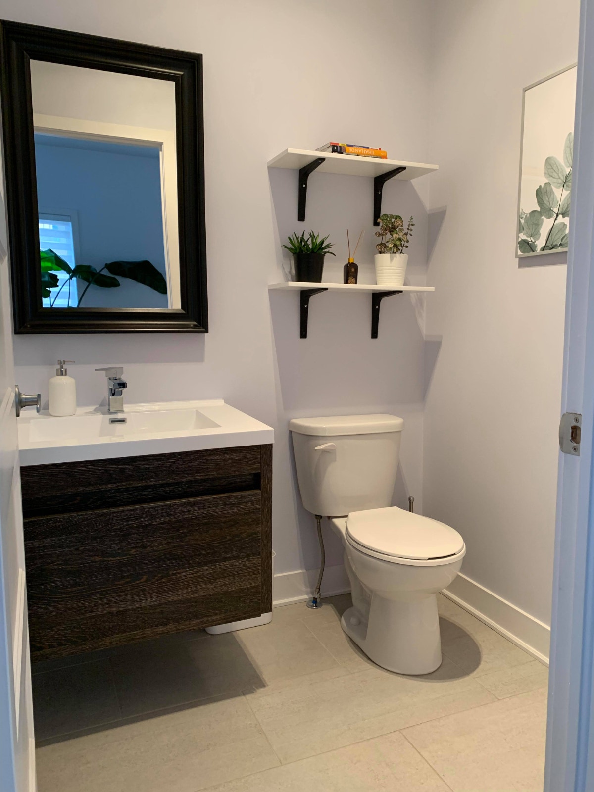 Grand logement 5 1/2 à Louer - Bord de l'eau — photo 2