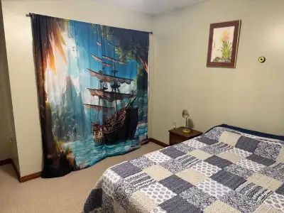 Huge room for rent in a big house in Bel Ayr Park in Dartmouth, NS. Close to bus stops, Portland Hil...