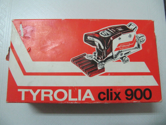 Vintage Tyrolia Clix 900 Heal Release Binding NIB Circa 1970-80s dans Art et objets de collection  à Région de Mississauga/Peel