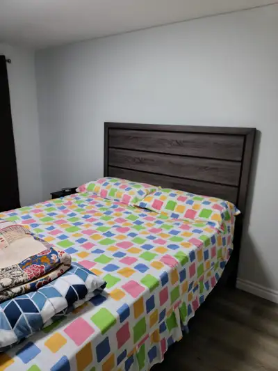 Room for rent Near Square One Mall, Mississauga Only 800$/ month Special discounts for students Free...