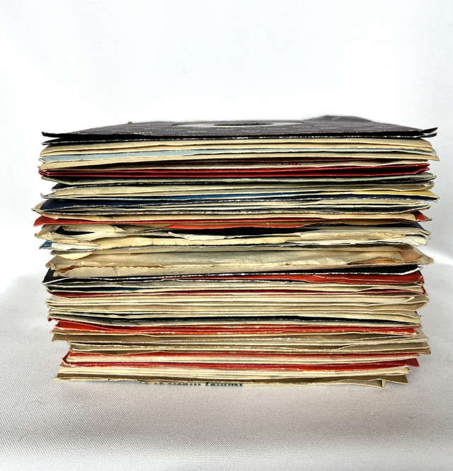 66 Vintage 45 RPM Records - all in good condition in Arts & Collectibles in City of Halifax - Image 3