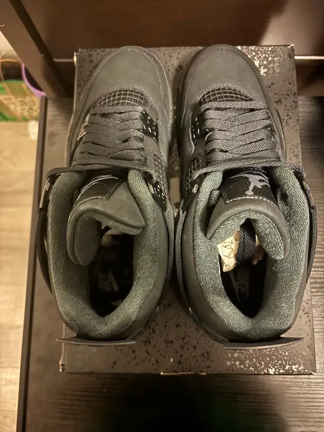 Jordan 4 Black Cat size 8 in Men's Shoes in City of Toronto - Image 3