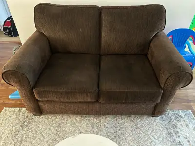 2 seater couch / loveseat, View more