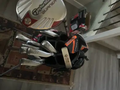 full set of golf clubs , View more
