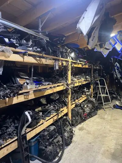 Lots of Yamaha 4 stroke parts all models. Pm for details. Shipping available