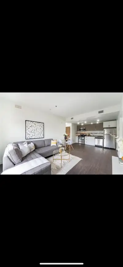 2 bed 2 bath renovated apartment