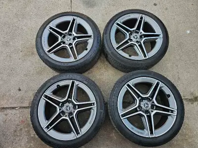 Set of 4 original 18" mercedes benz C-CLASS (amg) rims with continental winter tires on them 225/45/...