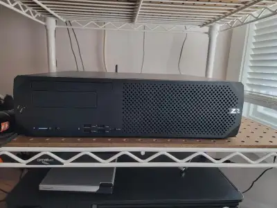 This computer is in an excellent functional condition. Please do not ask if it is working OK, becaus...