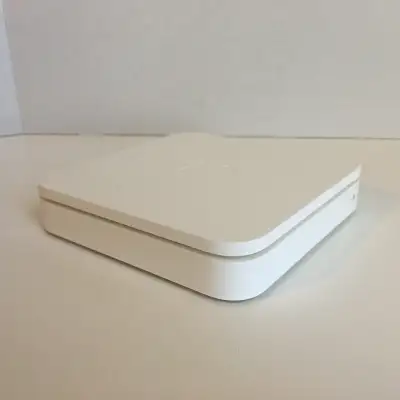 Apple AirPort Extreme Base Station - A1301, View more