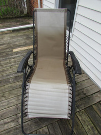 Zero gravity chair- $20