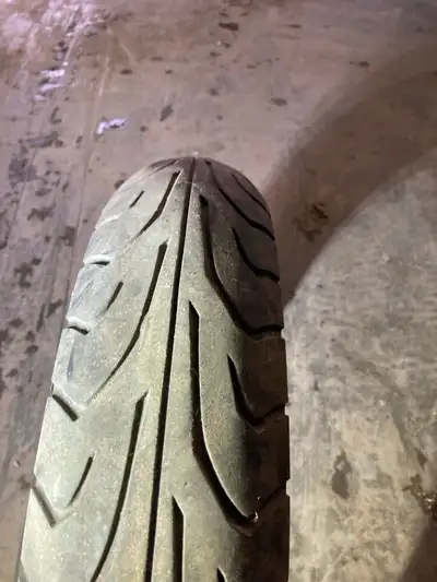 Dunlop 110/70/17 front tire off a Kawasaki ninja 250, $20