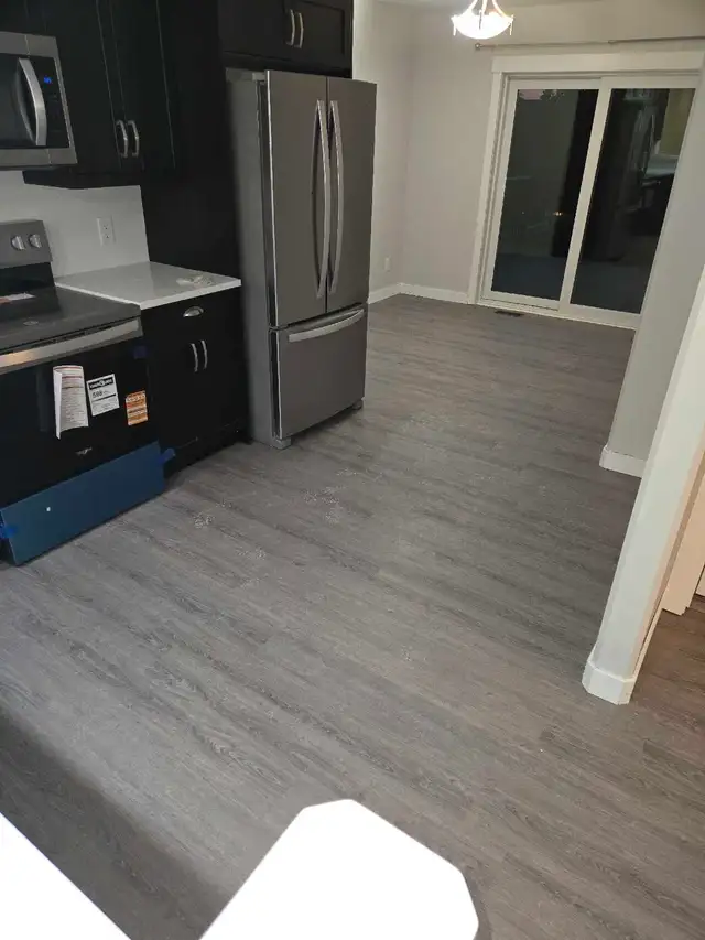 FLOORING INSTALLATIONS EXCELLENT RATES AND WORKMANSHIP..65157320563970120