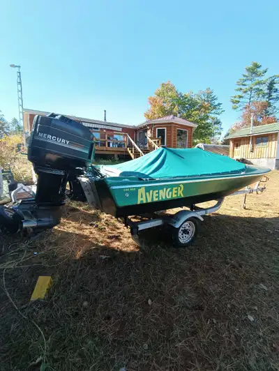 Boat goes in to storage at the end of Oct... 1976 cee bee avenger. The boat has been all redone with...