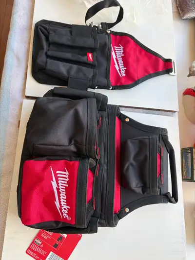 BNWT Milwaukee carpenters utility pouches, View more