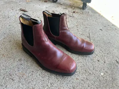 Blundstone size 10.5 boots, View more