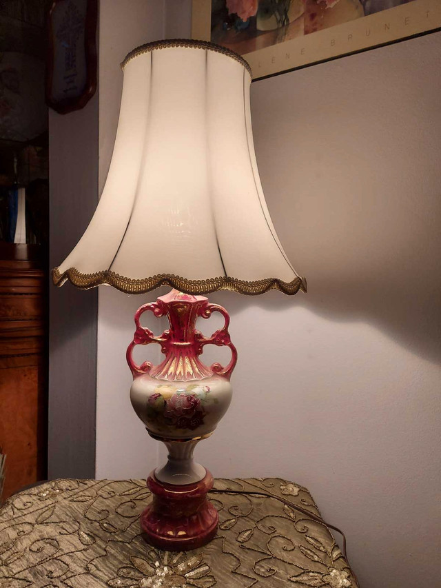 Table lamp  in Indoor Lighting & Fans in Laval / North Shore - Image 4