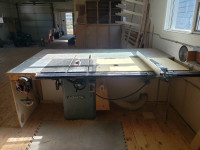 Delta industrial 10" table saw with uni fence 