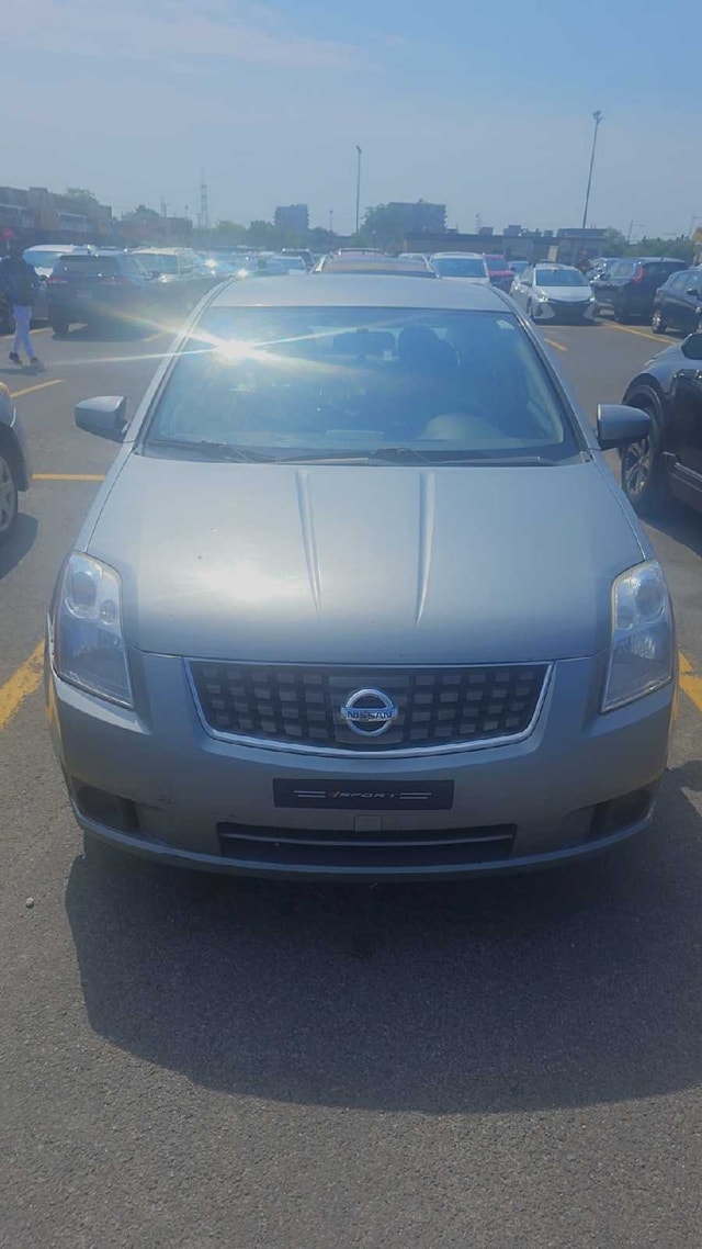Nissan santra