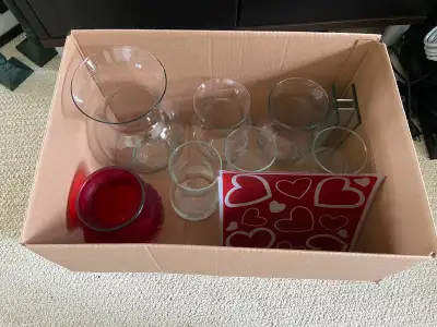 Vases - Glass and Porcelain Quantity 9 Vases for every occasion. In good condition, and you can emai...