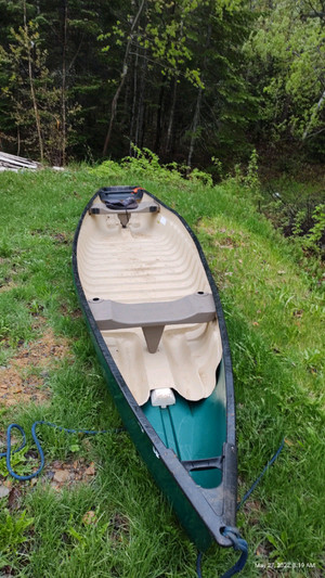 Kayak in Bathurst, New Brunswick - Kijiji™