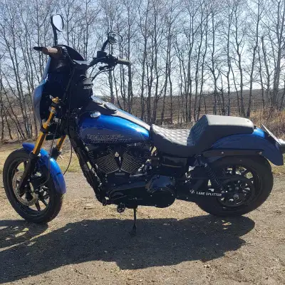 2016 Dyna Low with a lot of upgrades. Full list of goodies is below. Low ball offers will be ignored...