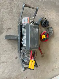 Champion 10,000 lb winch with receiver