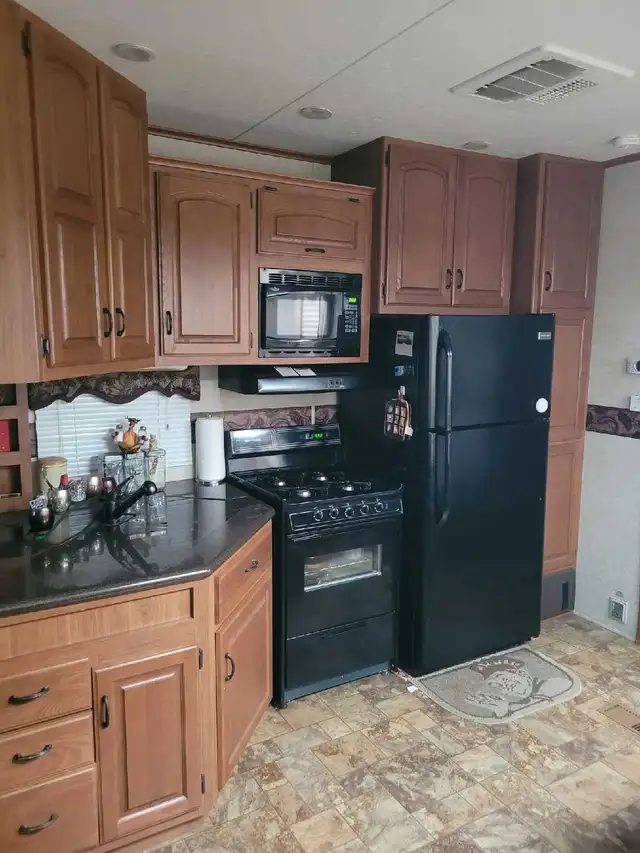 2011 hampton park model 38ft. For sale in Other in Gatineau - Image 7