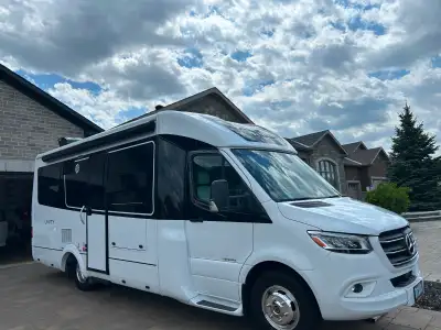 Leisure Travel Unity 24 MBL with Mercedes 3500 V6 Turbo Diesel
