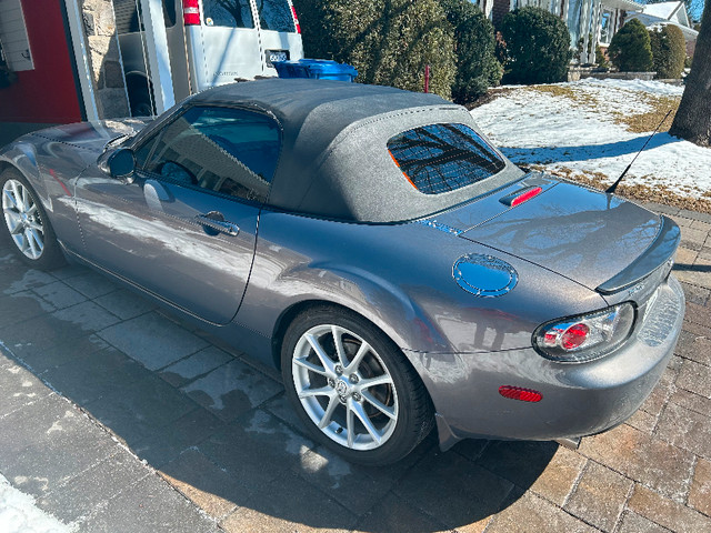 Mazda MX5 GX 2006 dans Autos et camions  à Longueuil/Rive Sud - Image 4