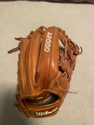 Wilson A2000 Baseball Glove, View more