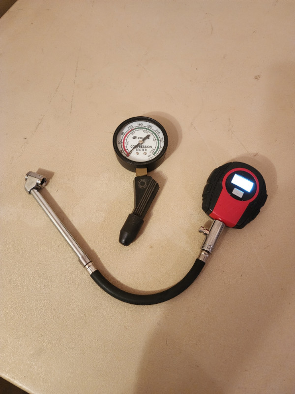 Digital Tire Gauge and Compression Tester in Hand Tools in Edmonton - Image 4