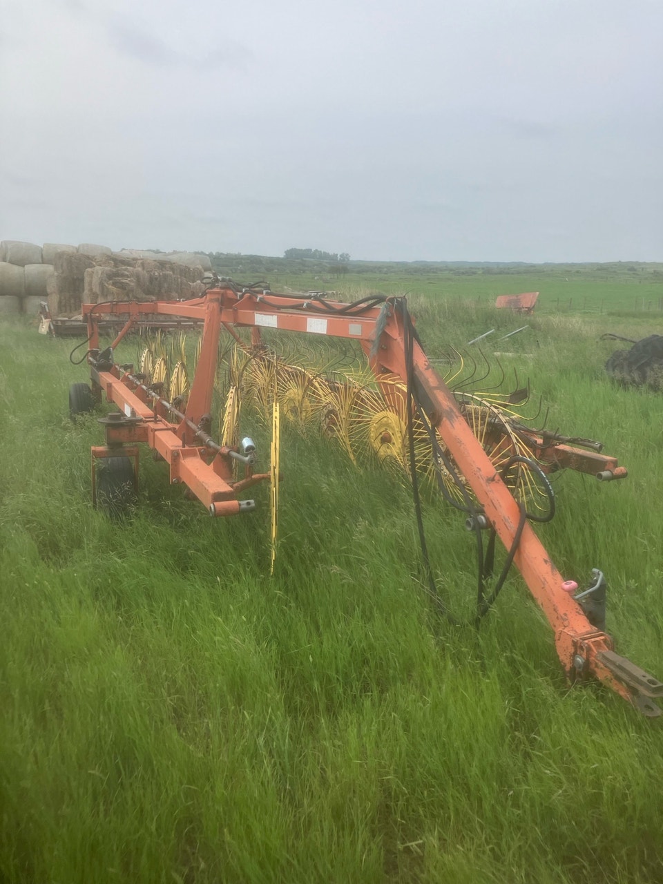12 Wheel magnum hay rake | Farming Equipment | Moose Jaw | Free local ...