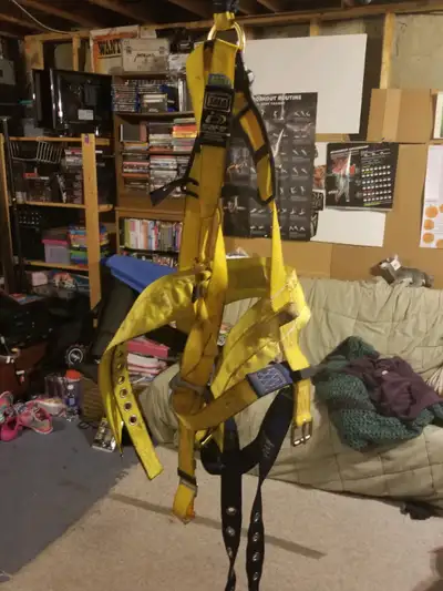 Derrickman Harness Medium, View more