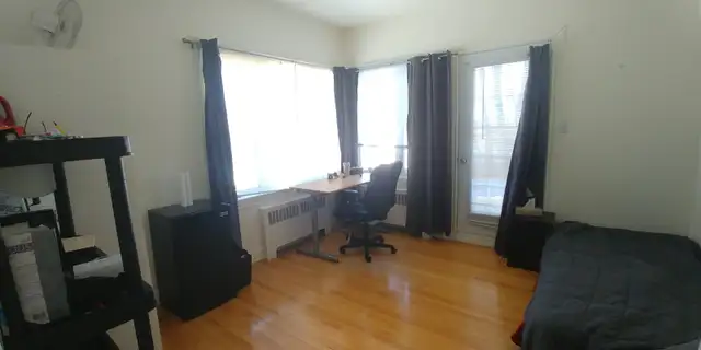 1er juillet à côté Cégep Garneau pour étudiant(e) non fumeur