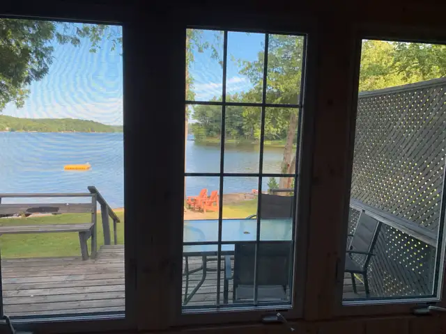 Muskoka Beachfront Cottage and Cabins in Ontario in Canada - Image 10