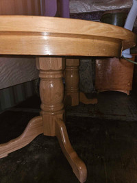 Solid oak table with dresser 