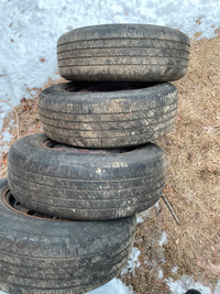 Set of 4 tires and rims 205/70/15.