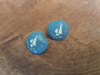 *Unique* HANDCRAFTED sailboat-themed earrings (made from SHELLS)