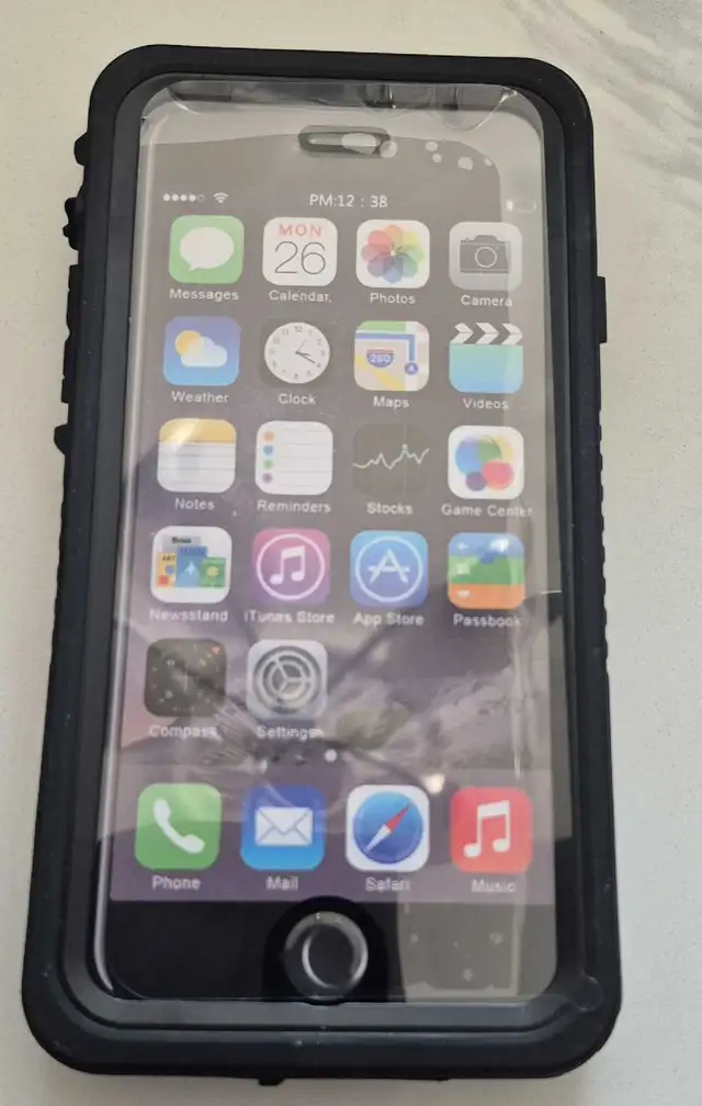 Waterproof Case iPhone 7/8/SE in Cell Phone Accessories in Mississauga / Peel Region - Image 4