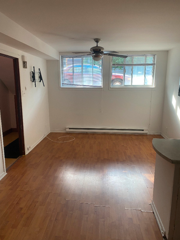 Appartement 3 et demi au soussol MontréalAhuntsic Métro Sauvé