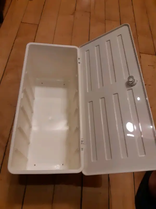 Boite rangement 
Ikea
Discontinue.
$15.00 in Storage & Organization in City of Montréal - Image 3