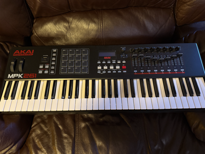 KEYBOARD CONTROLLER - AKAI MPK261 - STILL IN BOX, View more