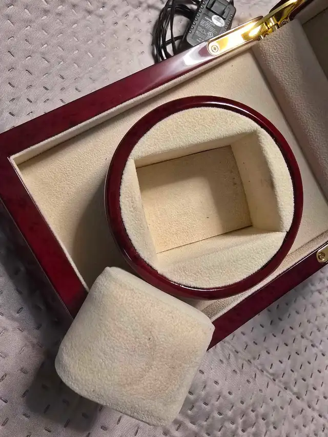 Watch Winder63848995130371123