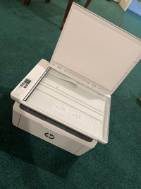 HP Laserjet pro MINT CONDITION USED ONCE
