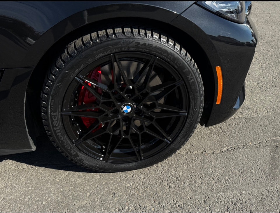 BMW I4 Winter tires set | Tires & Rims | City of Montréal | Free local ...