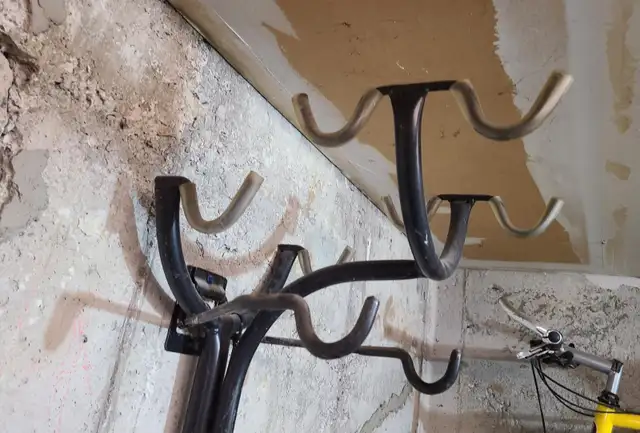 Support pour velo a installer sur attache remorque 1-3 velos in Other in Gatineau - Image 7