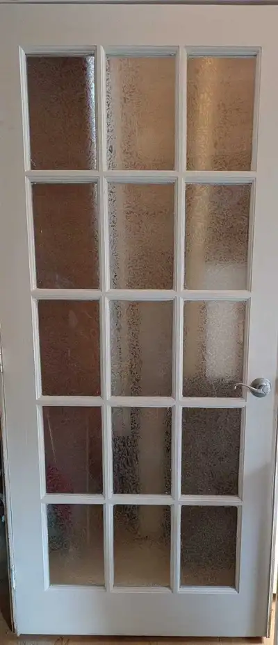 french frosted interior door.  intérieur porte vitrée, View more