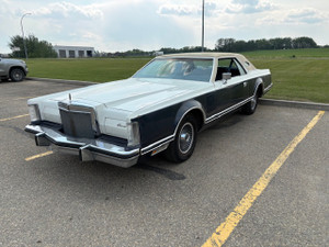 1979 Lincoln Continental Bill Blas Edition